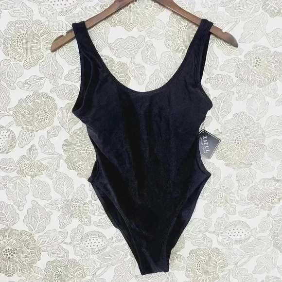 NWT Zaful One Piece Swimsuit Black Size 6 - Picture 1 of 8
